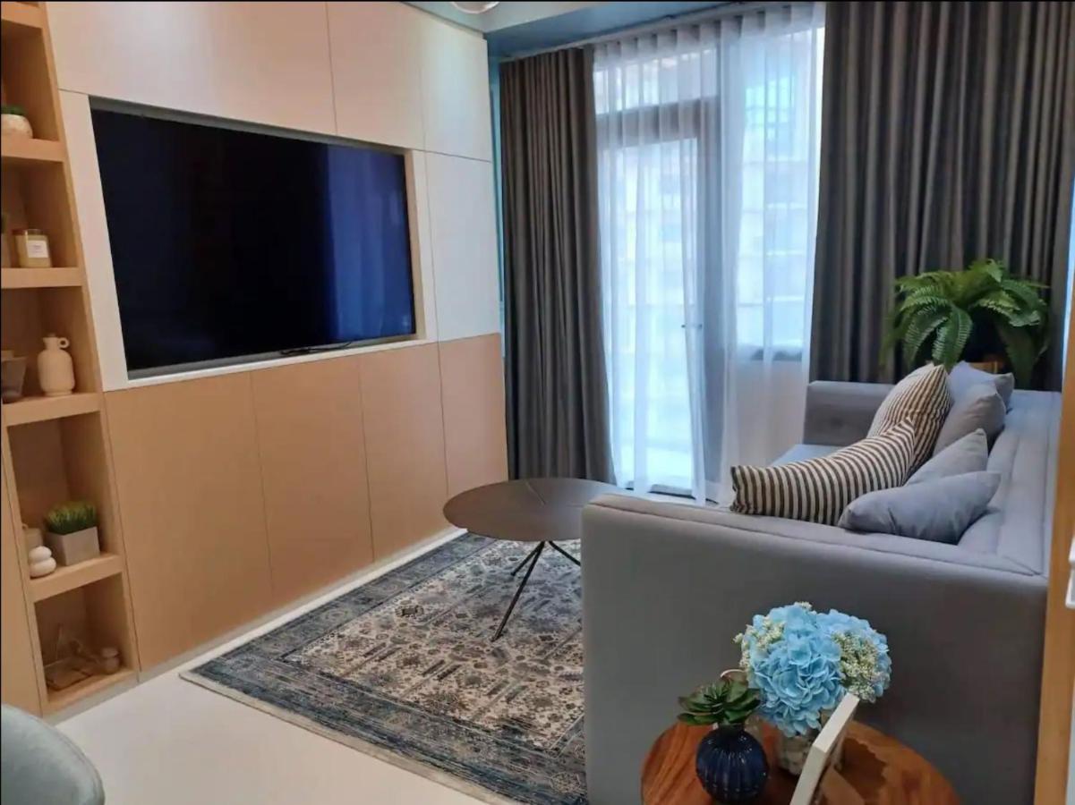 The Florence At Mckinley Hill Taguig Exteriör bild