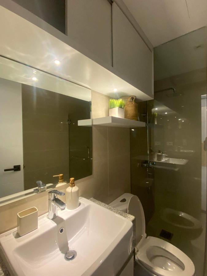 The Florence At Mckinley Hill Taguig Exteriör bild