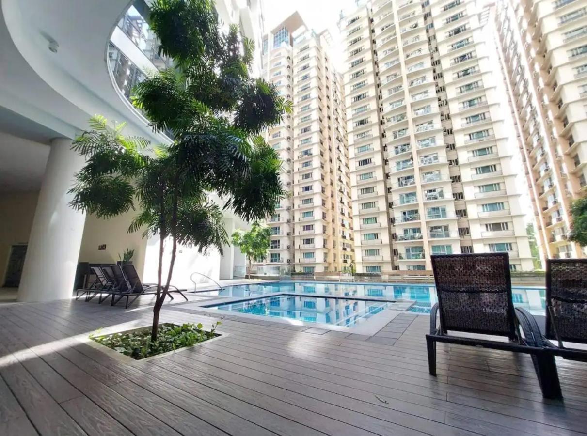 The Florence At Mckinley Hill Taguig Exteriör bild